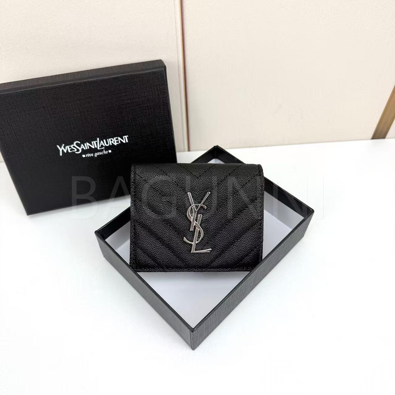 YSL 플랩 카드지갑