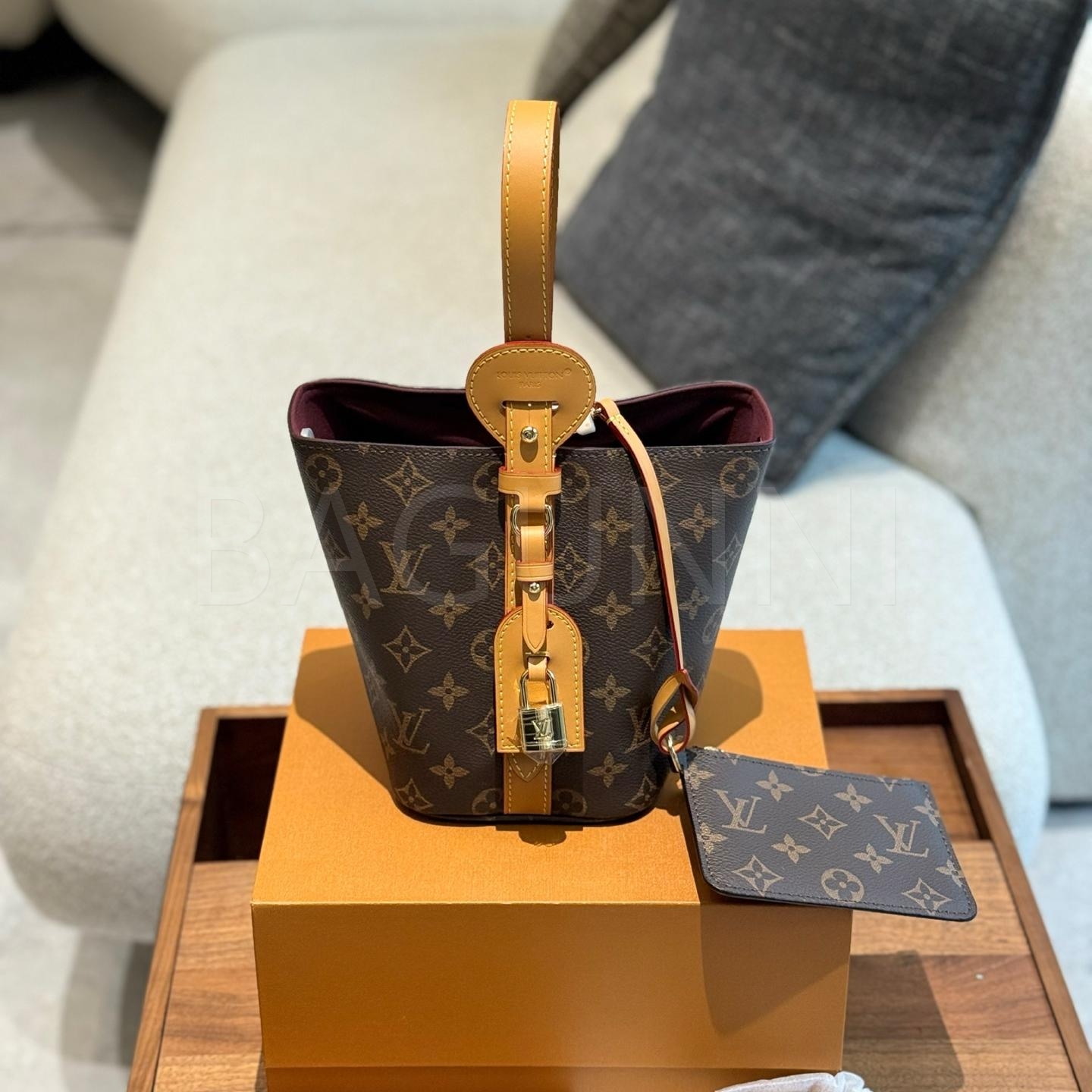 루이비통 모노그램 버킷백