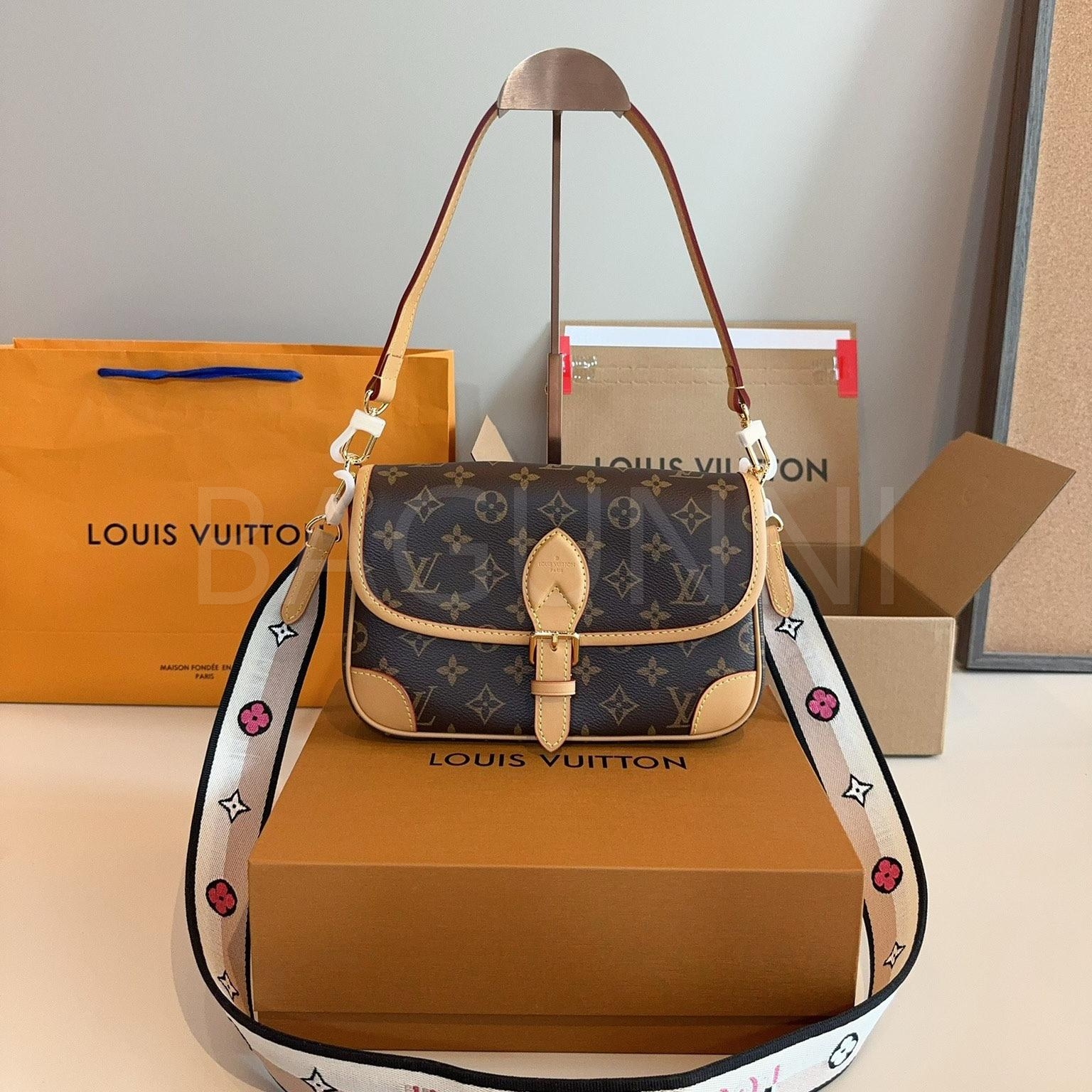 루이비통 모노그램 바게트 숄더백