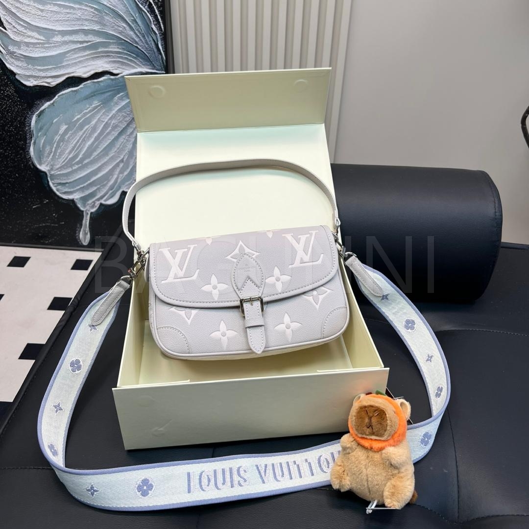 루이비통 다이앤 숄더백