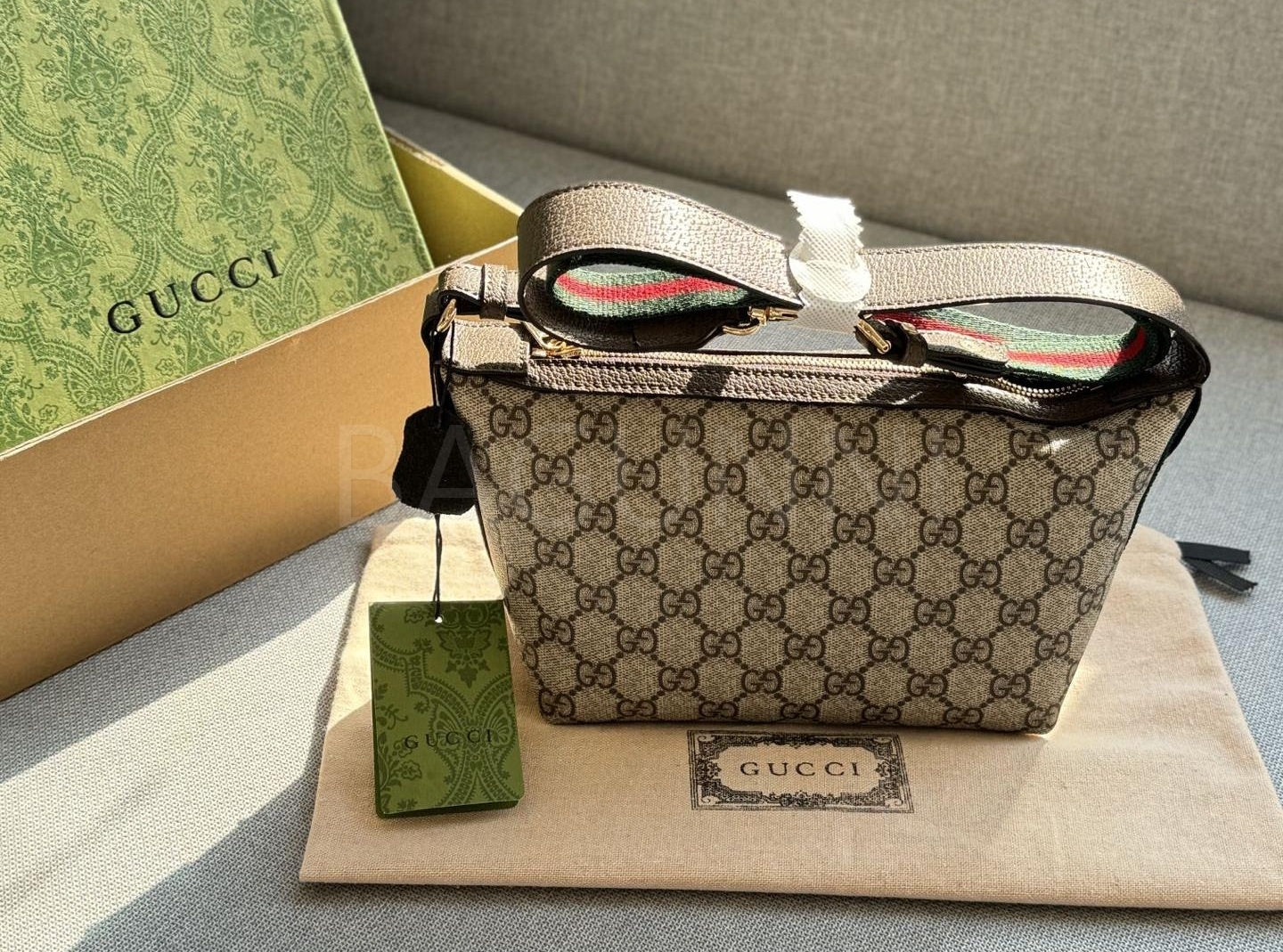 구찌 오피디아 숄더백