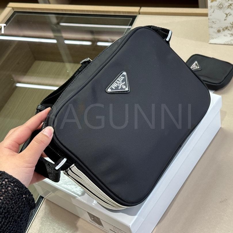 프라다 아디다스 숄더백