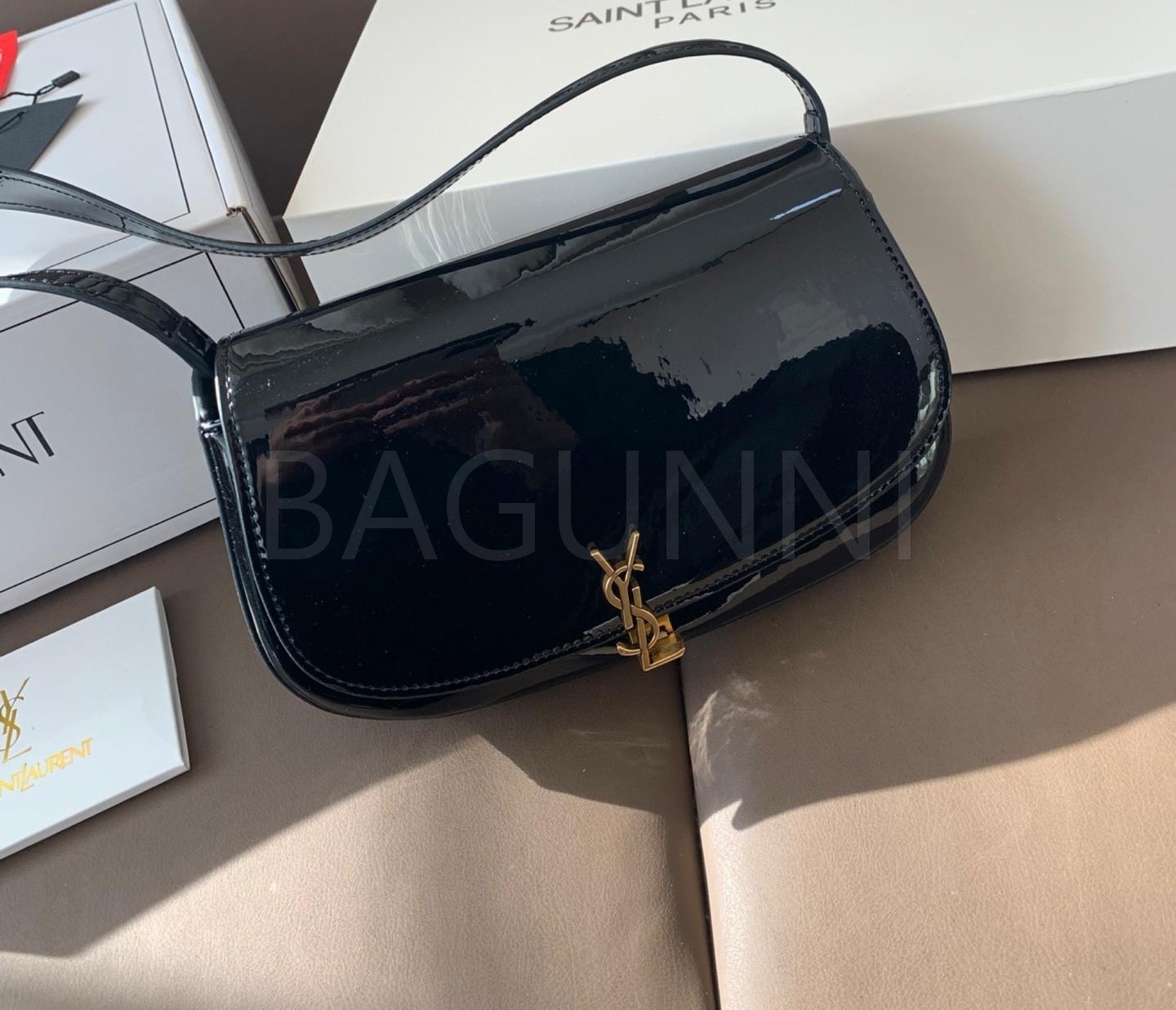 YSL 볼테르 숄더백