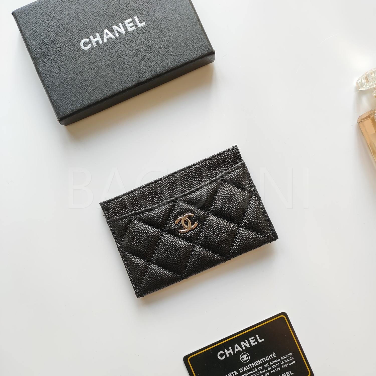 샤넬 클래식 플랩 카드지갑