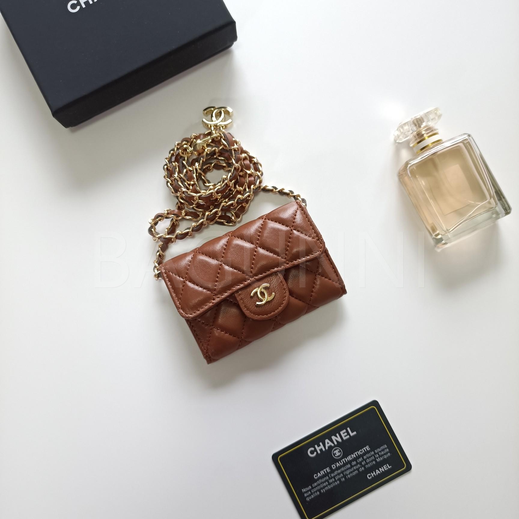 샤넬 클래식 코인퍼스