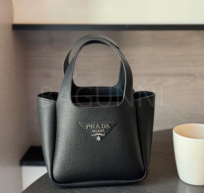 프라다 바스켓 토트백