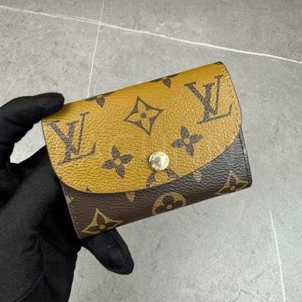 루이비통 코인퍼스