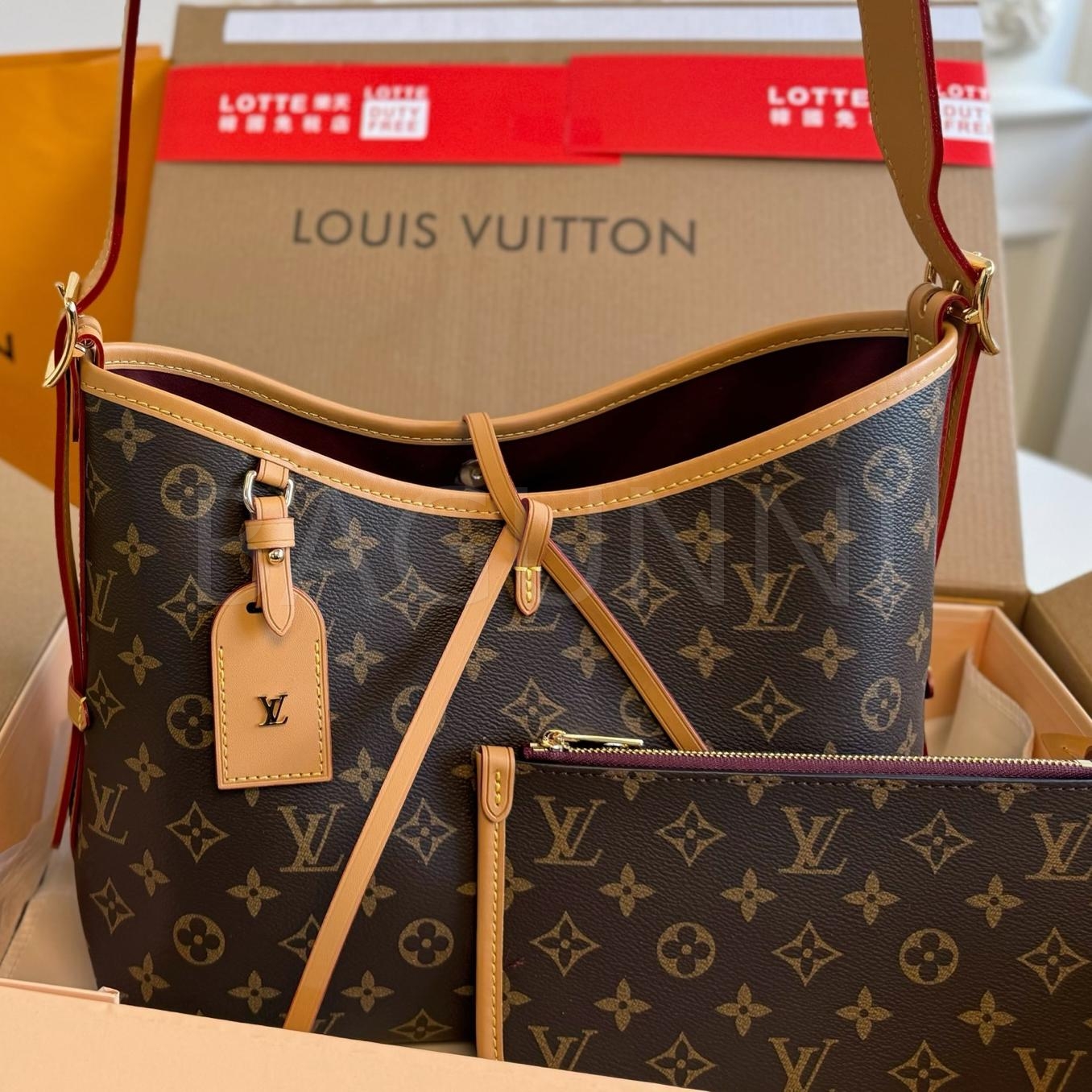 루이비통 리본 숄더백