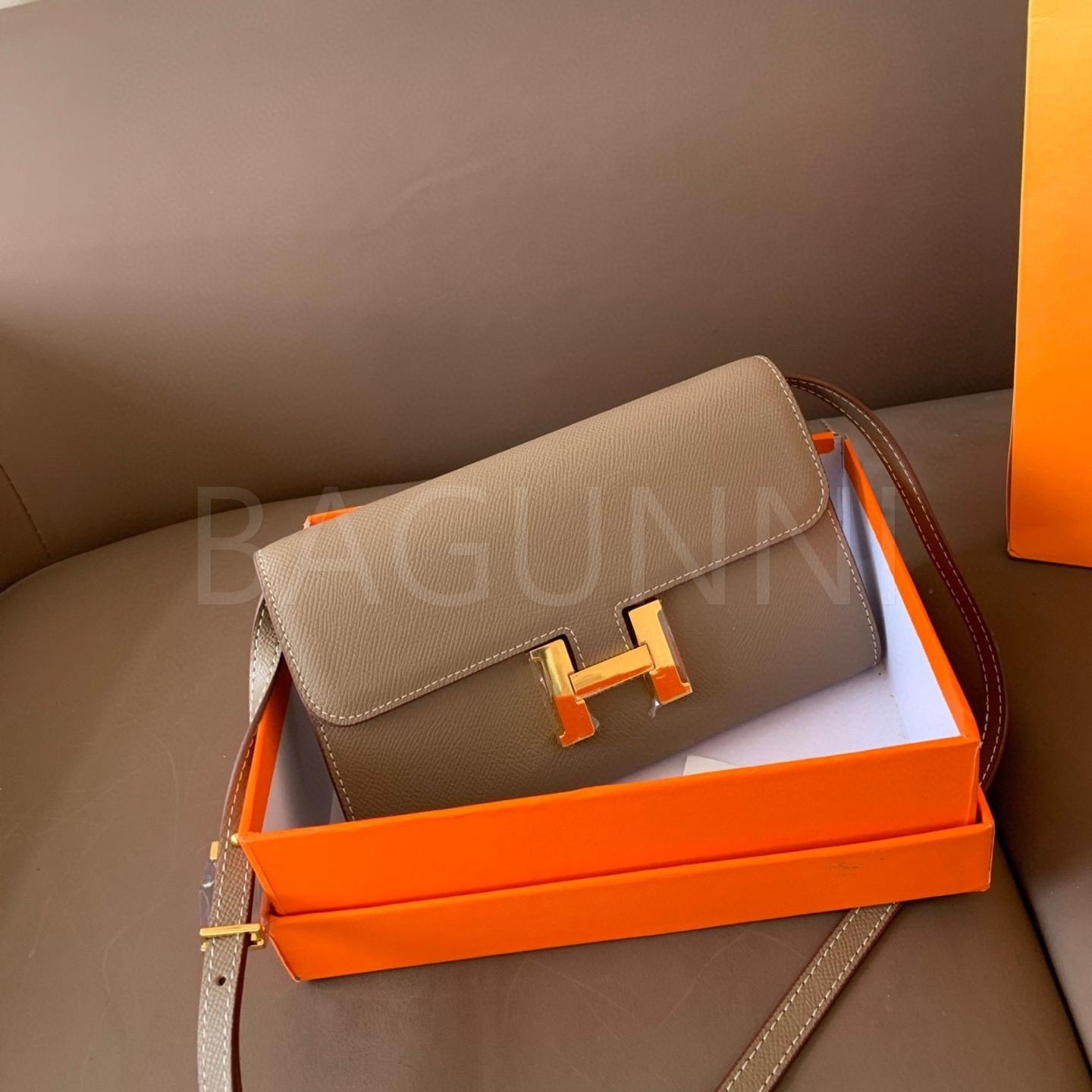 에르메스 콘스탄스 월렛백