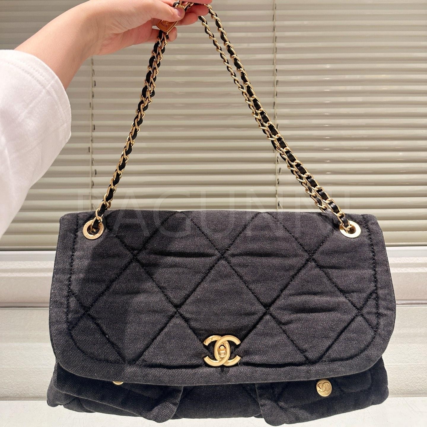 샤넬 포켓 플랩 체인 숄더백