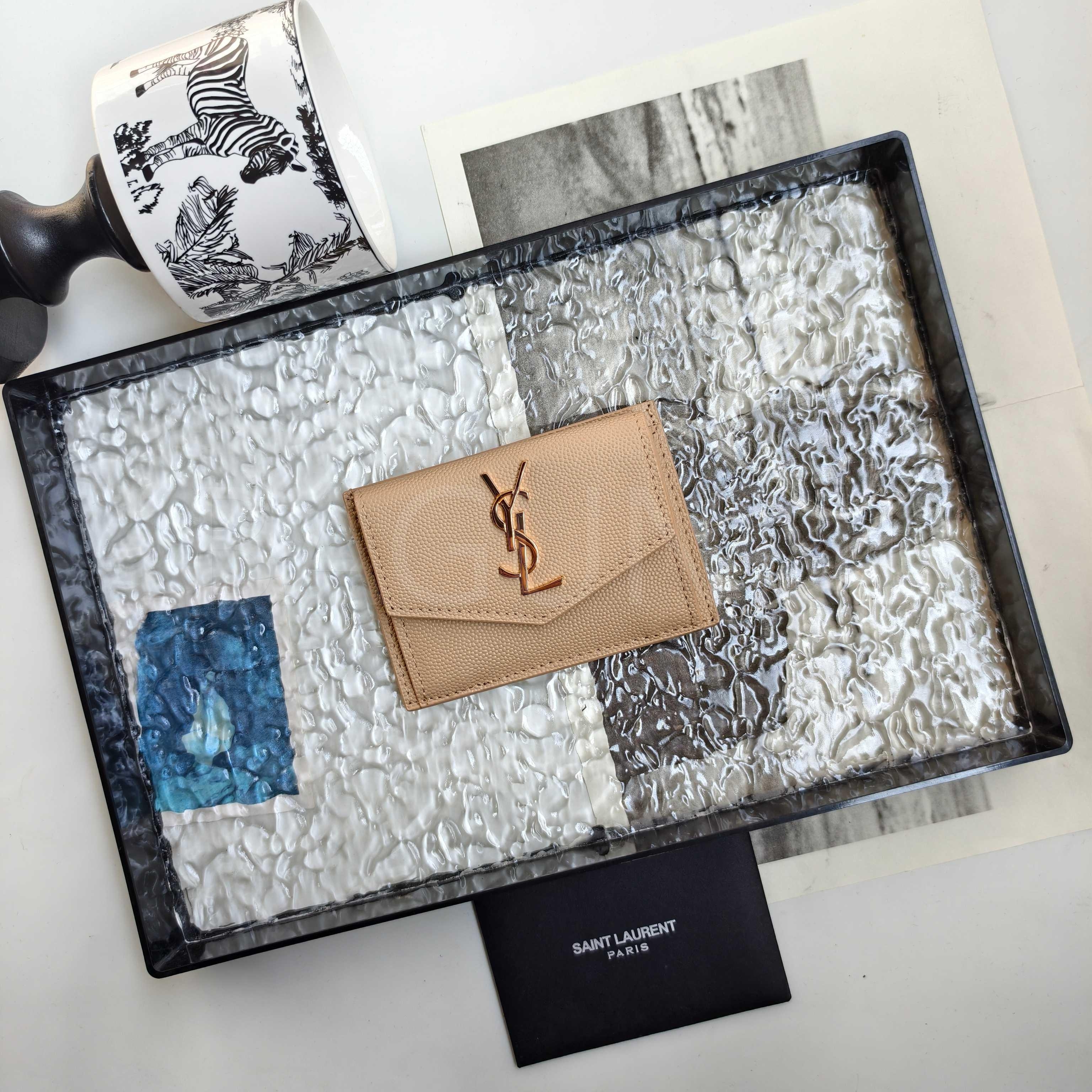 YSL 카산드라 플랩 카드지갑