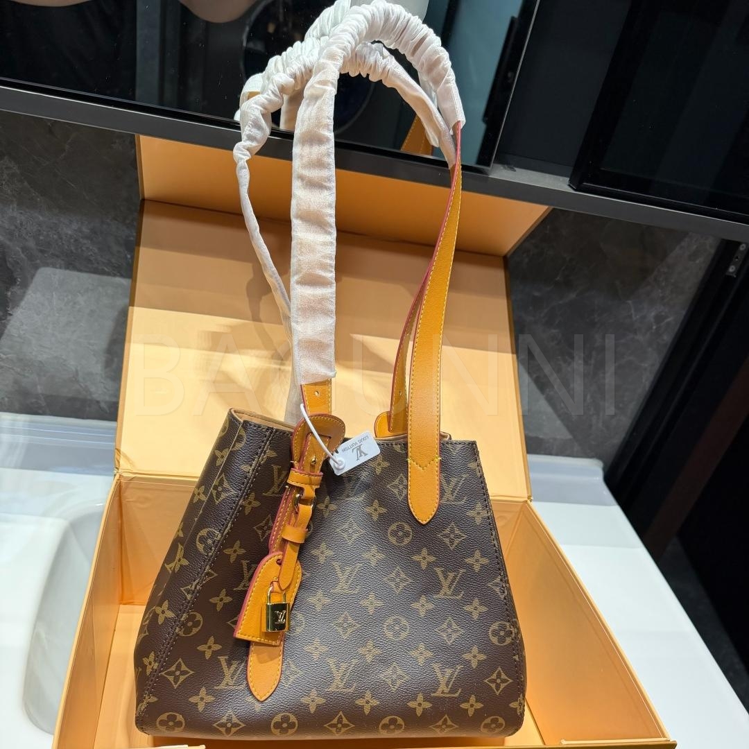 루이비통 앙프렝뜨 올 인 버킷 백