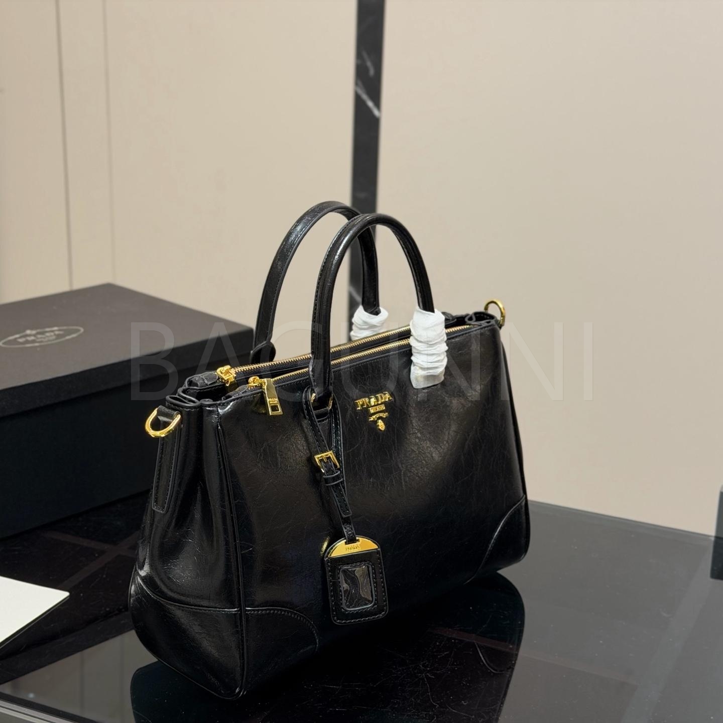 프라다 갤러리아백