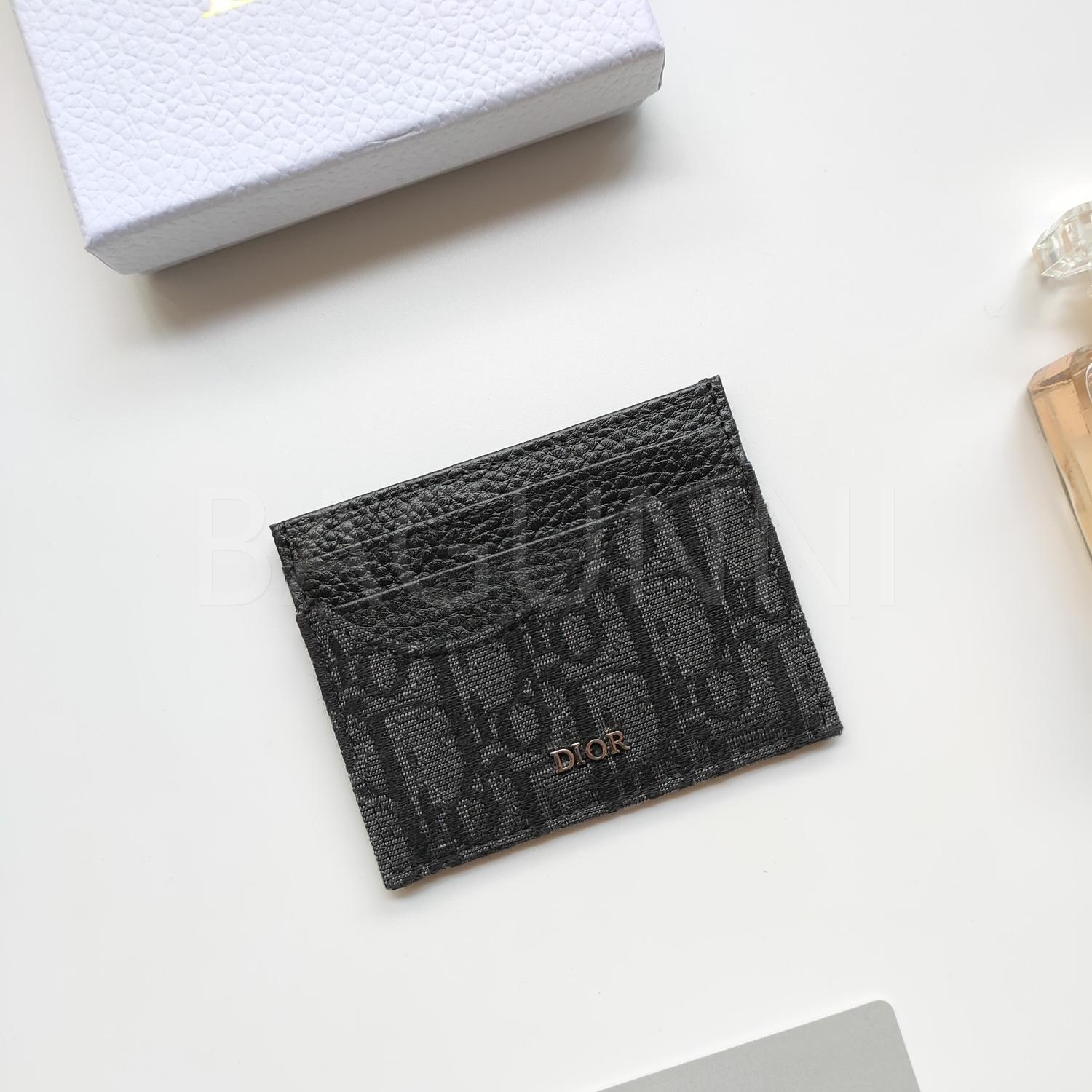 디올 카드홀더