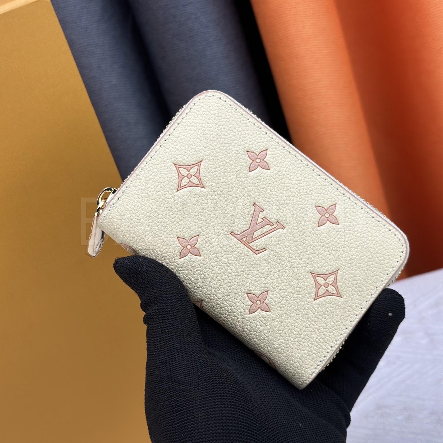 루이비통 지피 코인퍼스