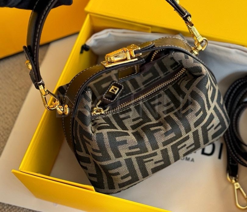 펜디 미니 박스백